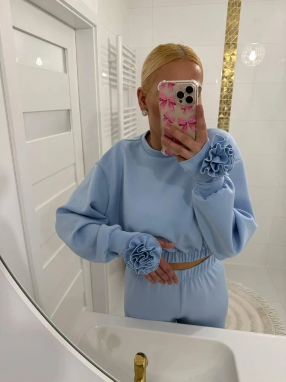 komplet dresowy z różą na mankiecie i otworem na palec, polska produkcja, gold lady
